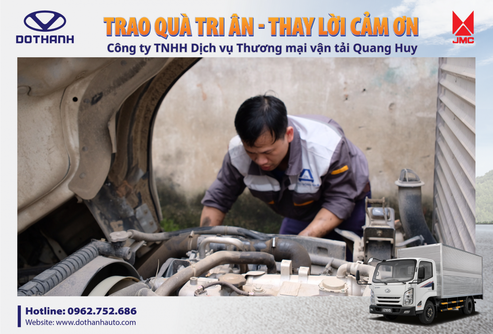 Các chuyên gia, kỹ thuật viên của DoThanh Auto và đại lý Auto Đông Nam kiểm tra xe tổng quát cho đội xe DOTHANH IZ65 của doanh nghiệp Quang Huy trong chương trình tri ân khách hàng