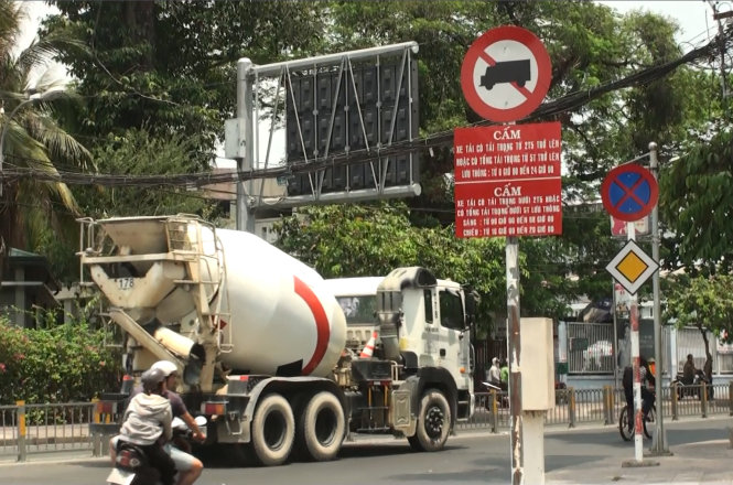 Quy định giờ cấm tải tại 2 thành phố lớn: TP Hồ Chí Minh và Hà Nội