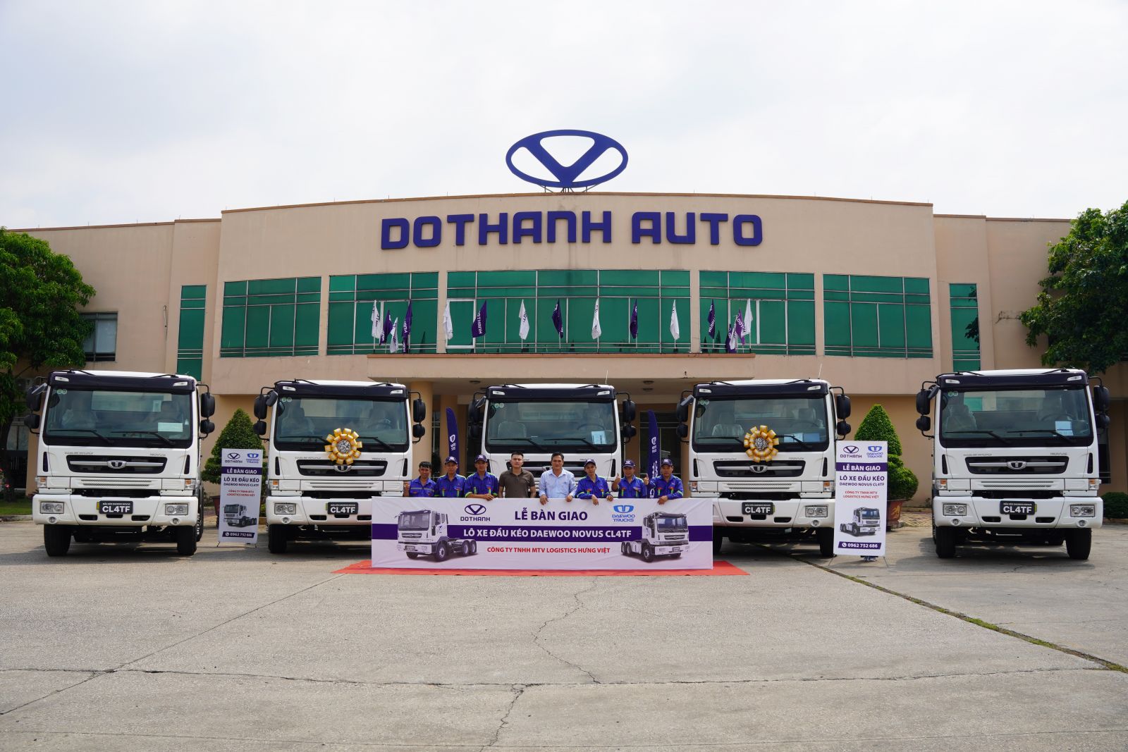 DOTHANH AUTO bàn giao 5 xe đầu kéo Daewoo cho Công ty Logistics Hưng Việt